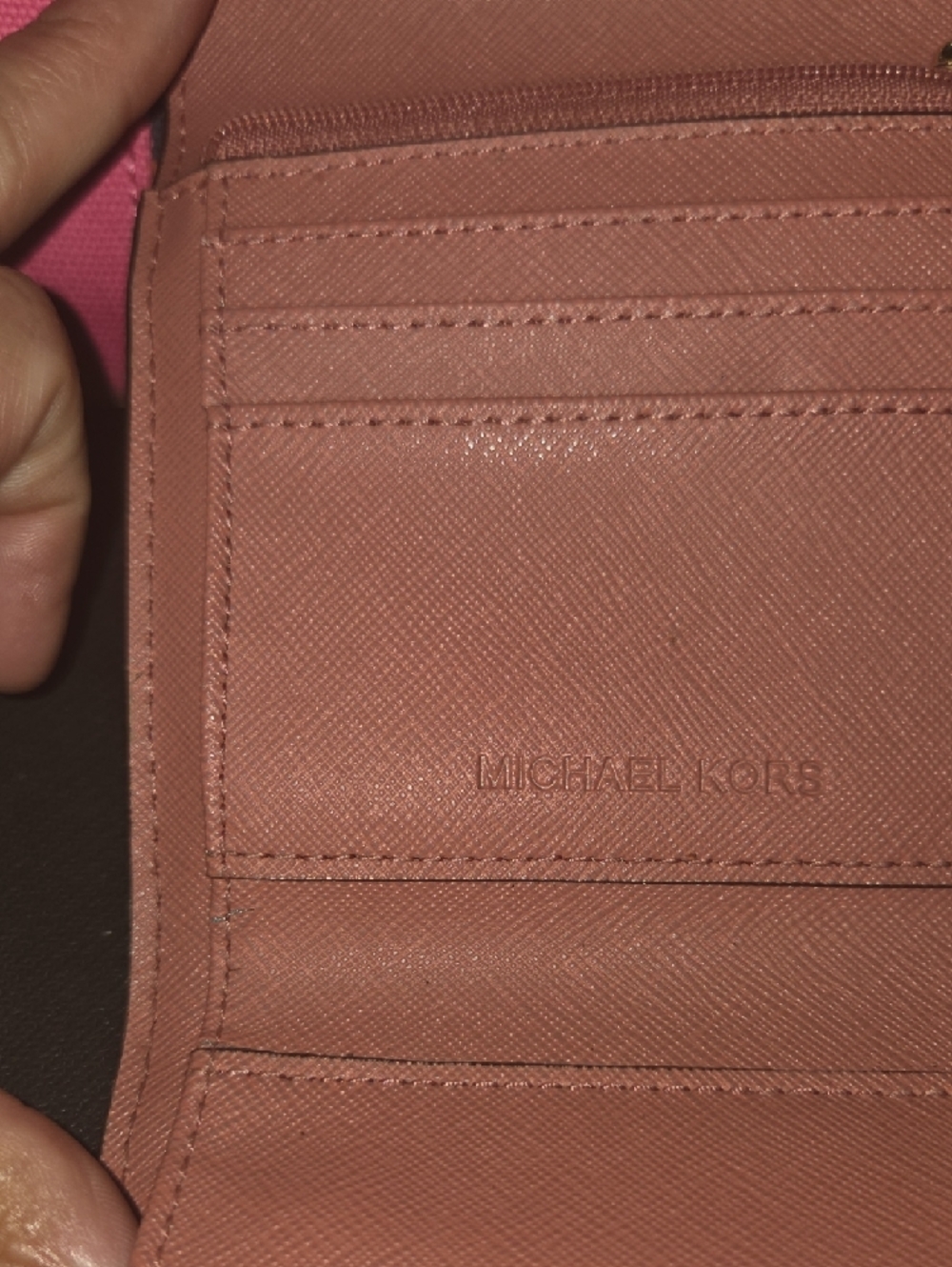 Michael Kors Dusty Rose Saffiano Leather Compact Wallet with Gold Logo - Picture 5 of 13